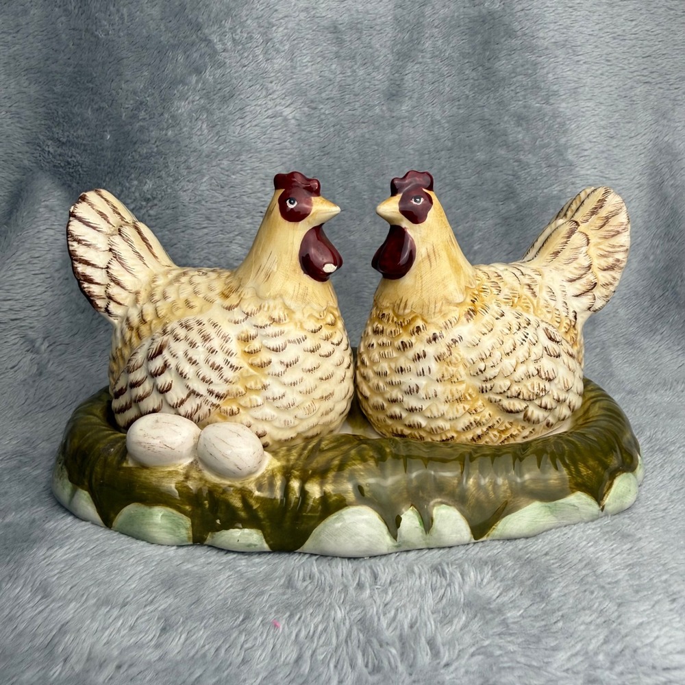 Vintage Ceramic Chicken Salt and Pepper Shakers Set with Nest Base Tray